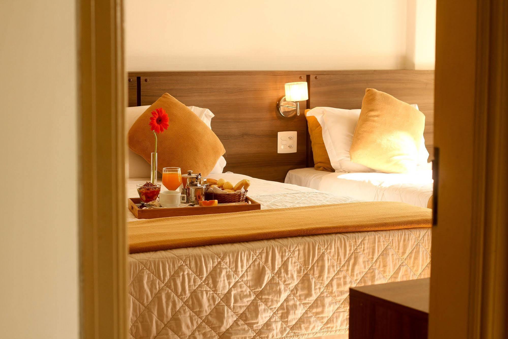 Atlantico Hotel Сантос Экстерьер фото